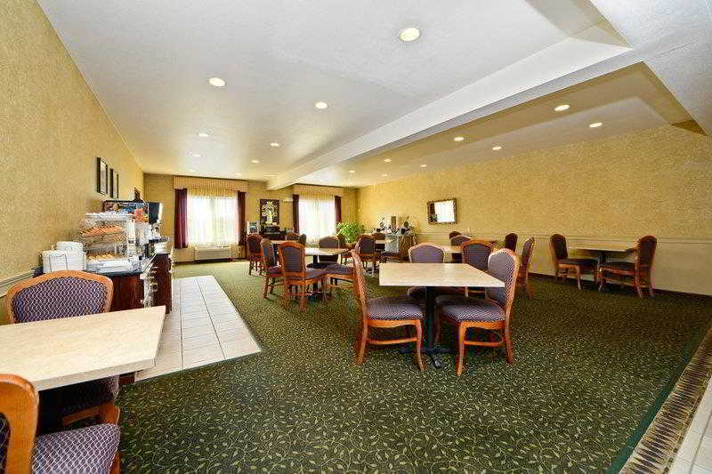 Best Western Penn-Ohio Inn & Suites Hubbard Eksteriør billede